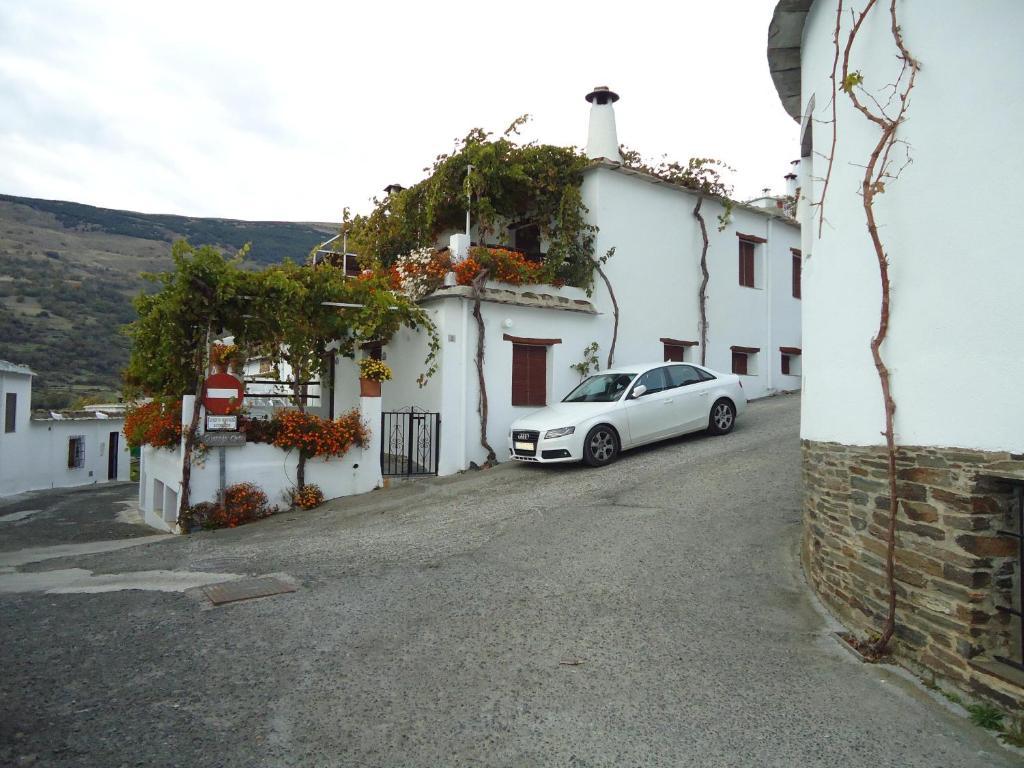 Apartamentos Rurales Las Chimeneas Capileira Εξωτερικό φωτογραφία