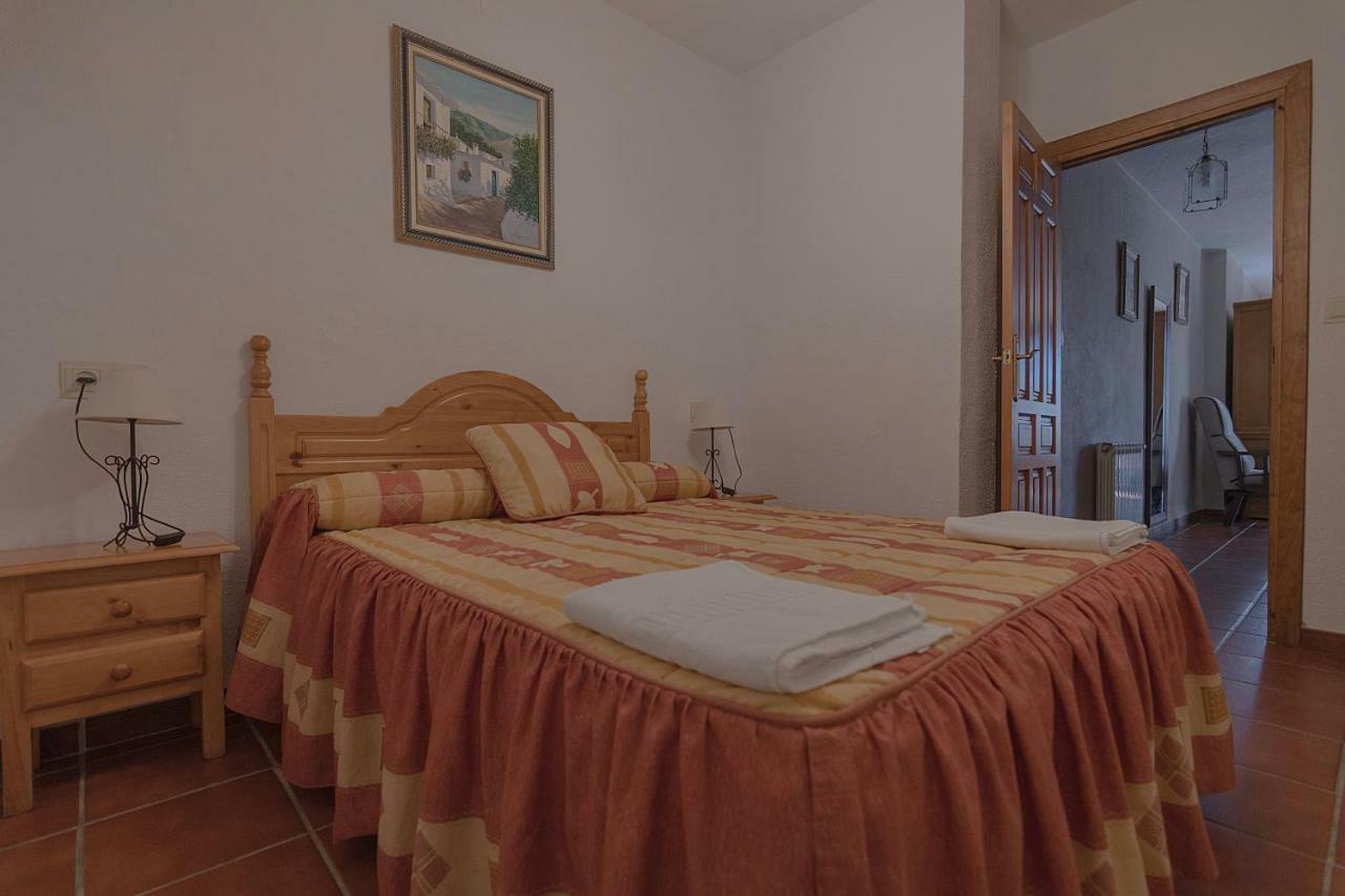 Apartamentos Rurales Las Chimeneas Capileira Εξωτερικό φωτογραφία